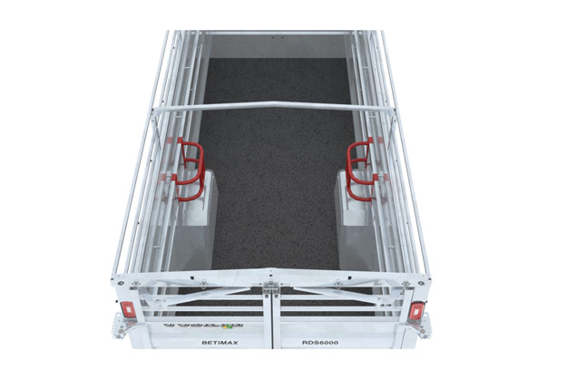 BETIMAX RDS - Barre de protection au-dessus des passages de roues