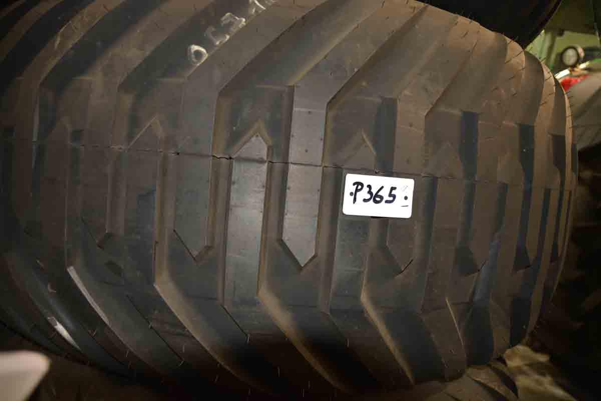 Trelleborg 750/60-30.5                   