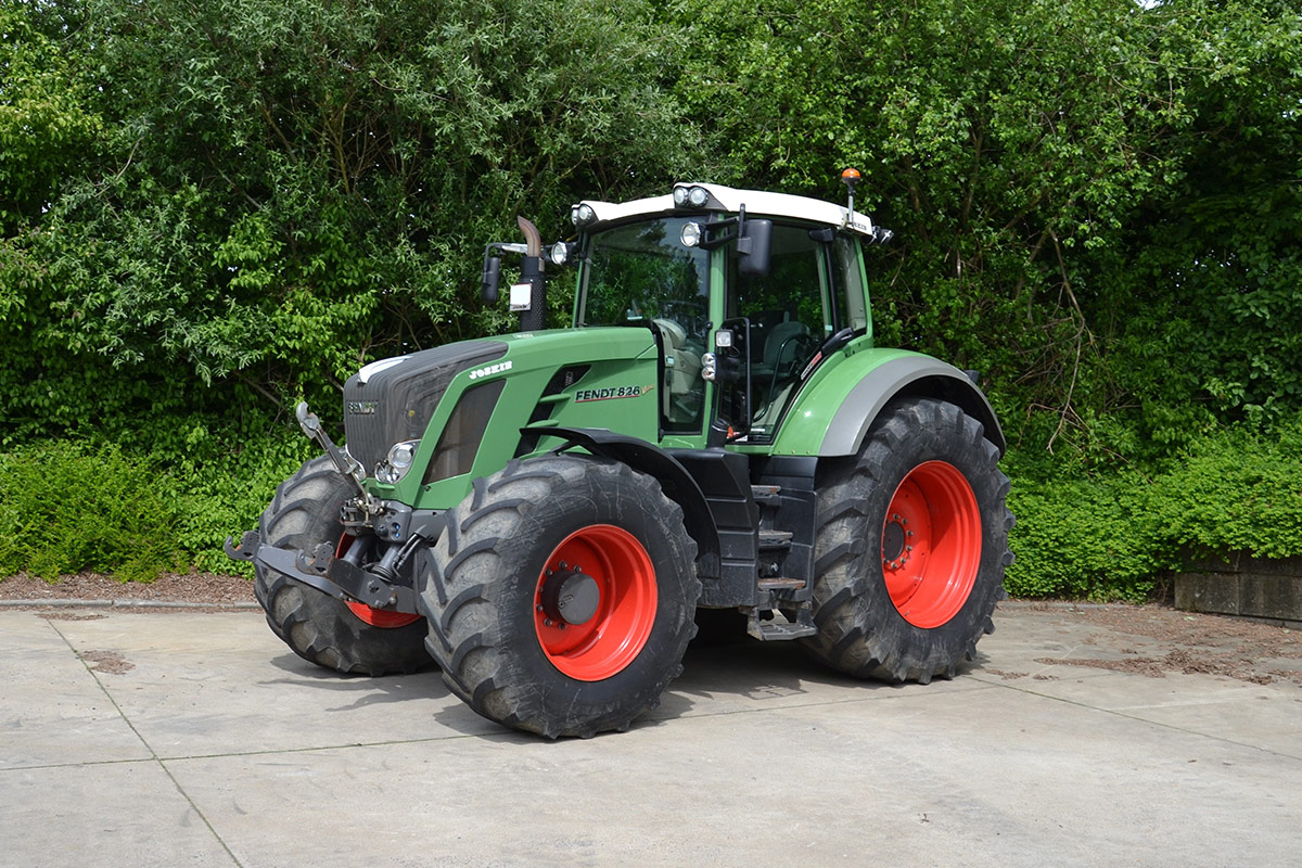 Fendt Fendt 826 SCR PROFI PLUS      