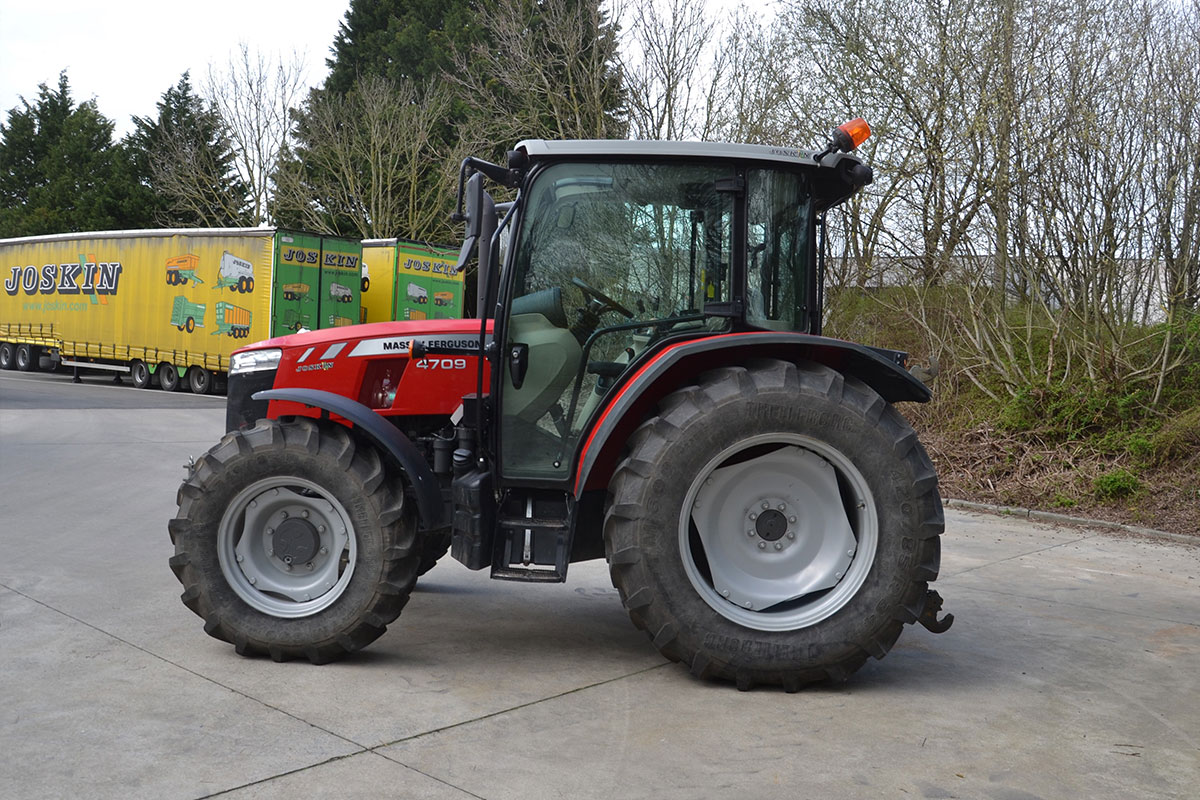 Massey Ferguson 4709 Massey Ferguson 4709