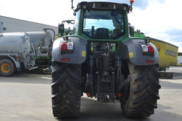 Fendt 828 S4 Profi Plus