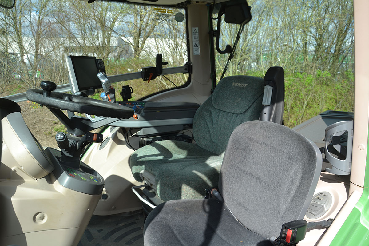 Fendt 828 S4 Profi Plus