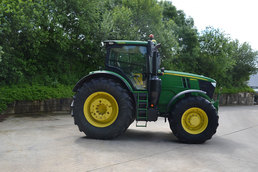 John Deere 6250R
