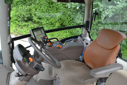 John Deere 6250R