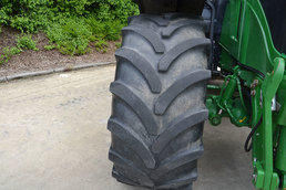 John Deere 6250R
