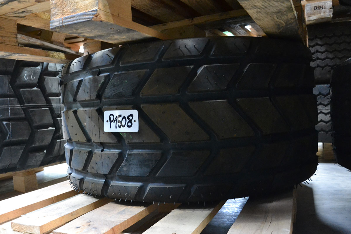 Rechapé 445/45R19.5