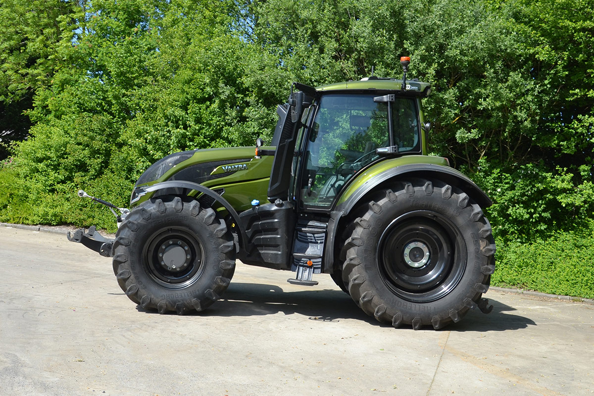 VALTRA T195 Active 