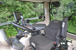 Fendt 828 S4 Profi Plus