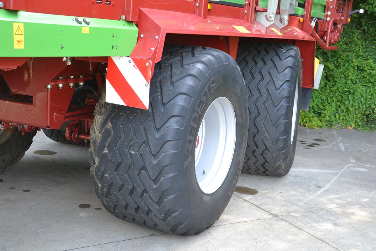 Strautmann Giga Vitesse CFS 4002 DO