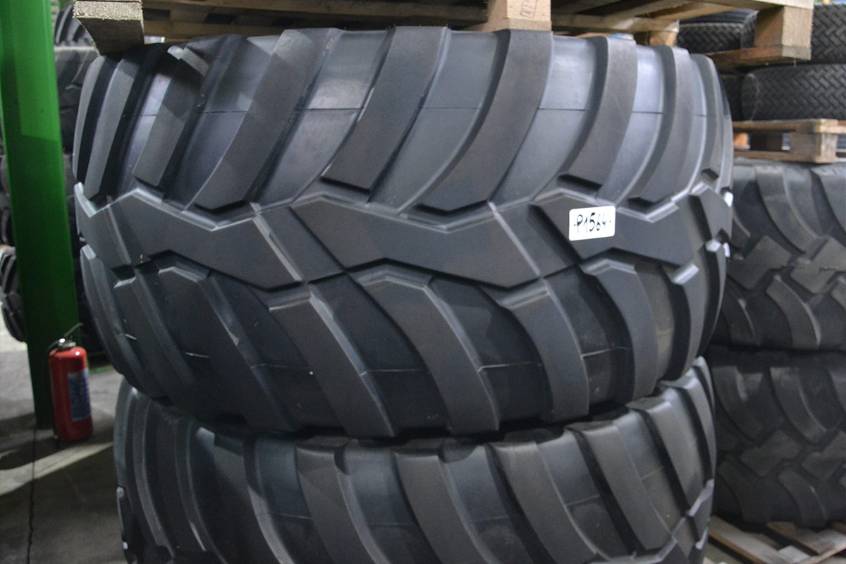 Vredestein 800/60R32