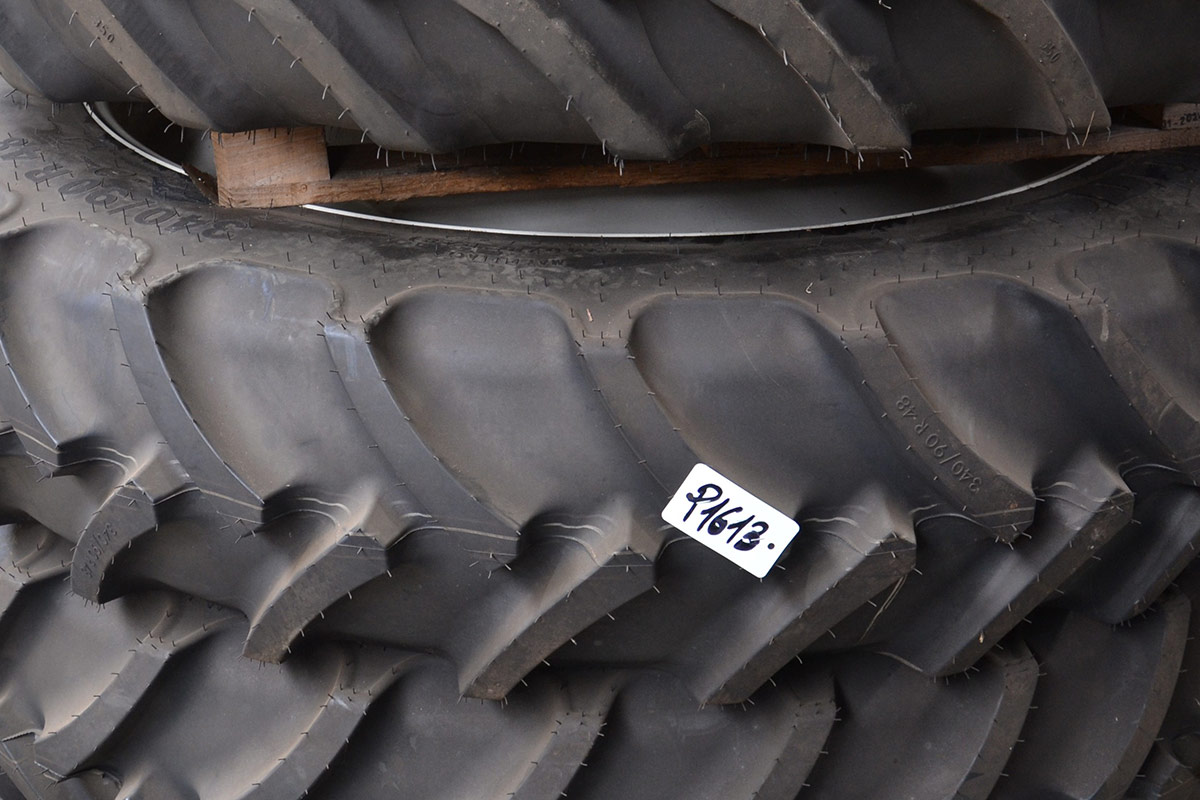 Mitas 340/90R48