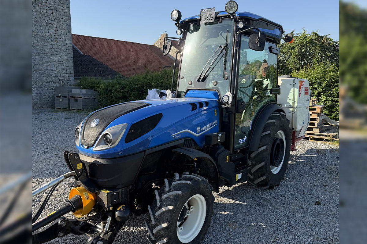 New Holland T4.100V